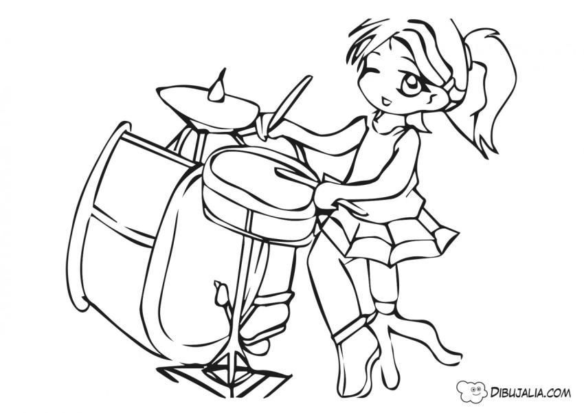 Chica tocando bateria