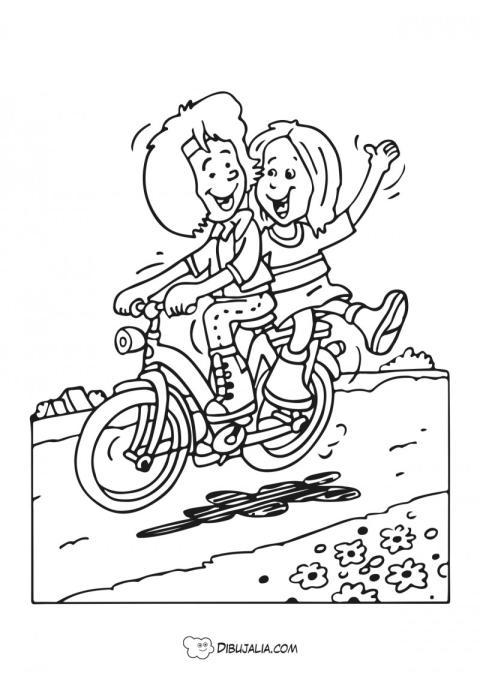 Chicos Montando en Motocicleta